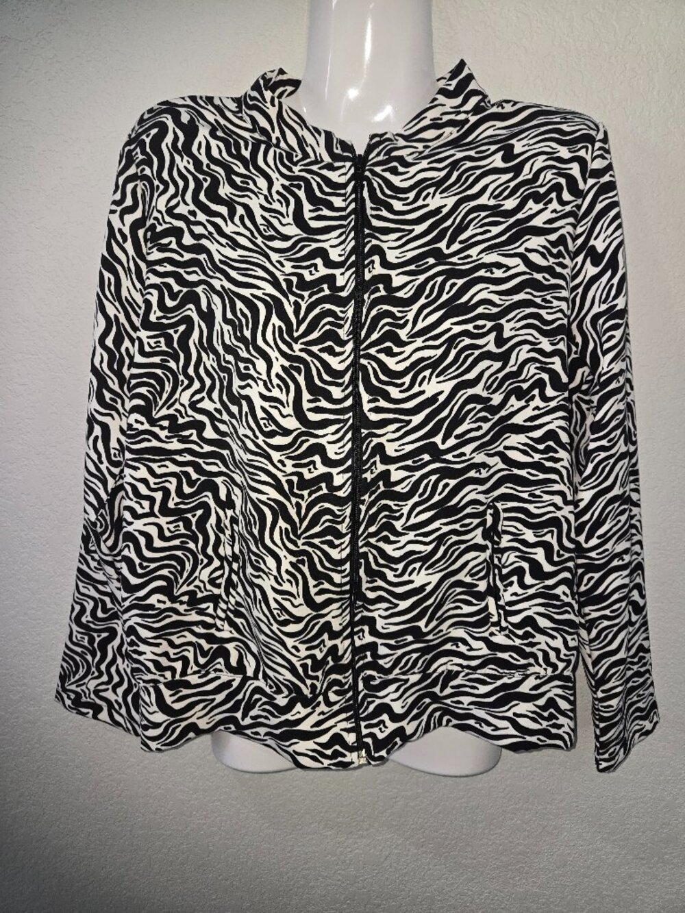 Flowers & Freedom Zebra Print Zip Lightweight Jacket | Size Medium